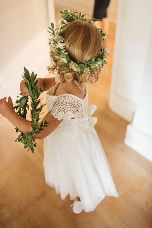 Boho White Flower Girl Dresses with Sash For Wedding Party