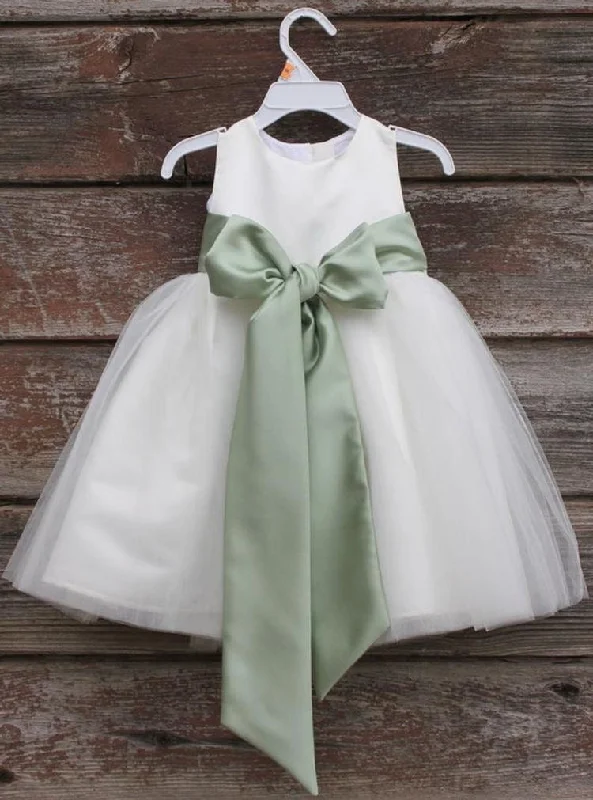 Cute White Flower Girl Dresses for Wedding Party with Sash