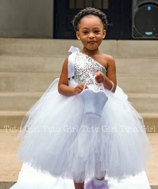 One Shoulder Tulle Flower Girl Dresses for Wedding Party